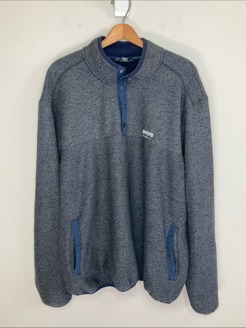 Eddie Bauer Gray Heather Fleece Crewneck Pullover with Blue Trim, Men’s Size XXL - Picture 2 of 8
